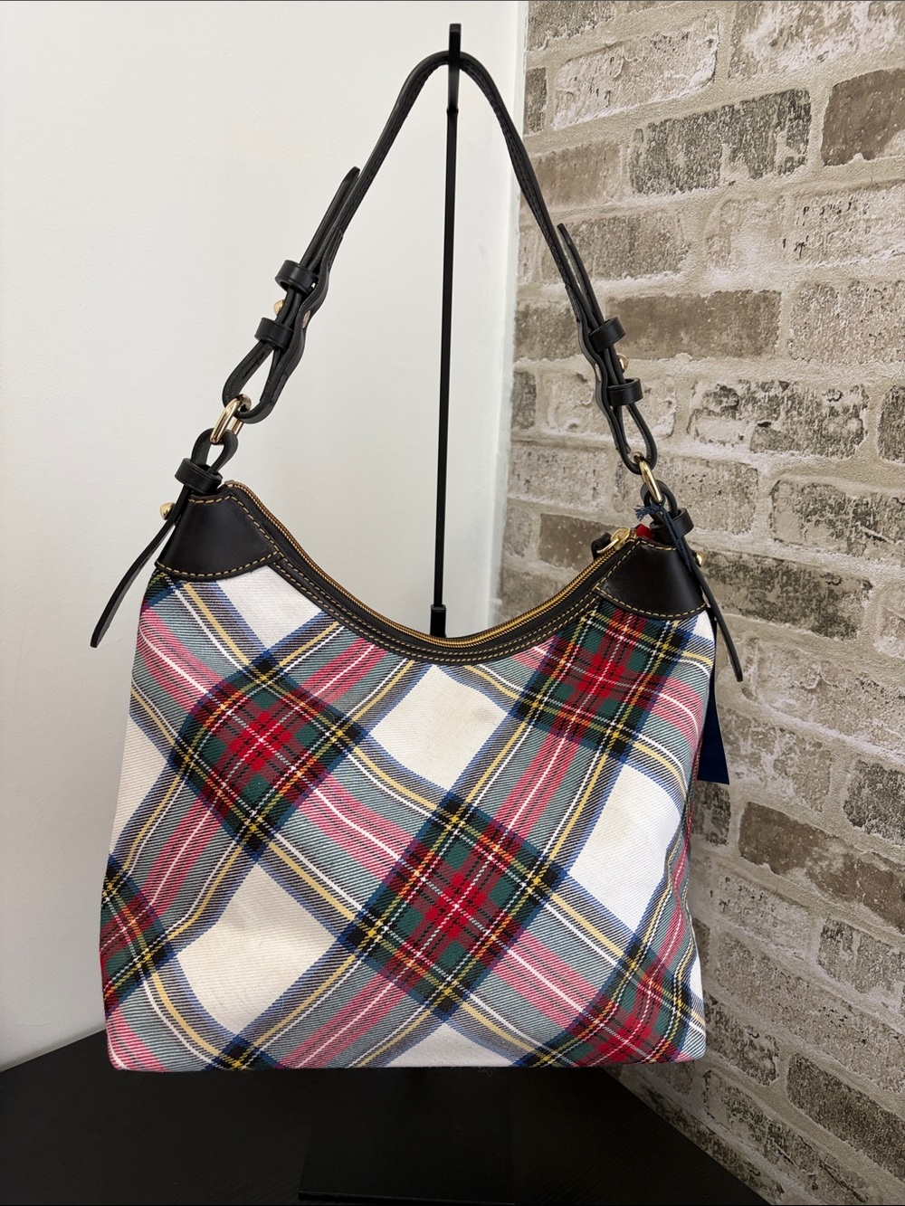 NWT Dooney & Bourke White Multi Plaid Shoulder Bag with Black Trim - Picture 6 of 15